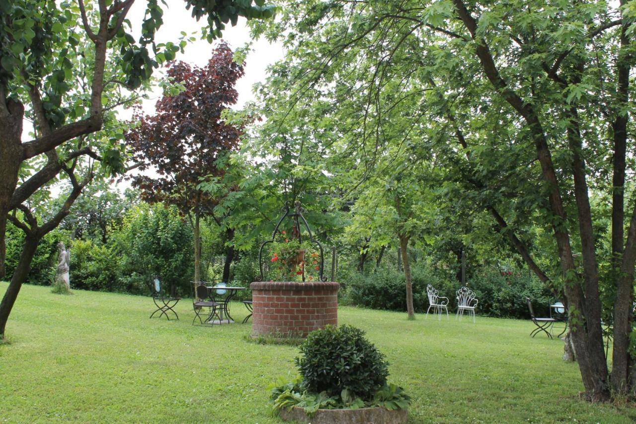 Villa Viola Tortone Extérieur photo
