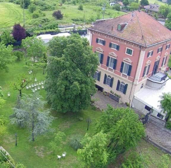 Villa Viola Tortone Extérieur photo